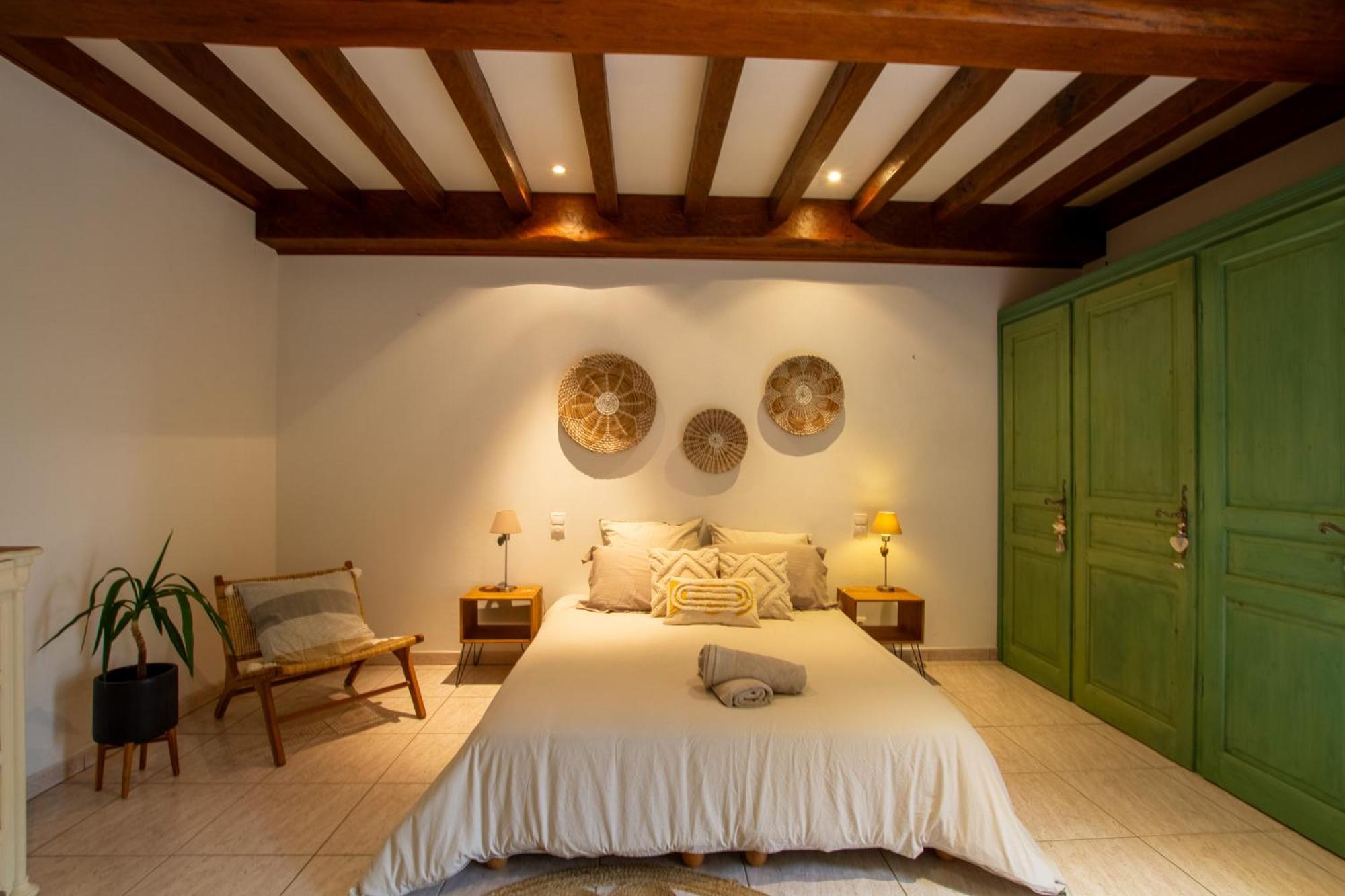 Le Baron Perche Villa แซงต์-ซีเพรียง ภายนอก รูปภาพ