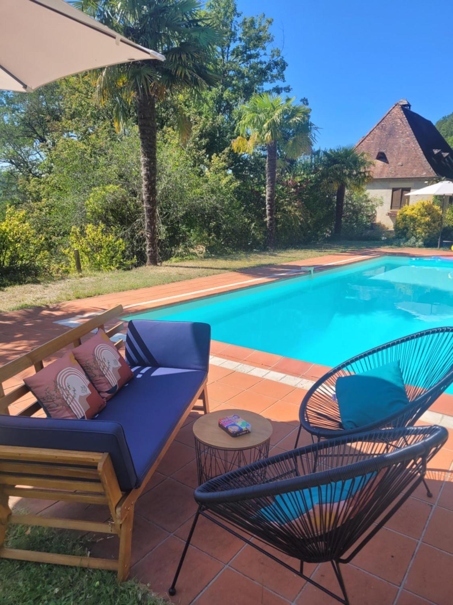 Le Baron Perche Villa แซงต์-ซีเพรียง ภายนอก รูปภาพ