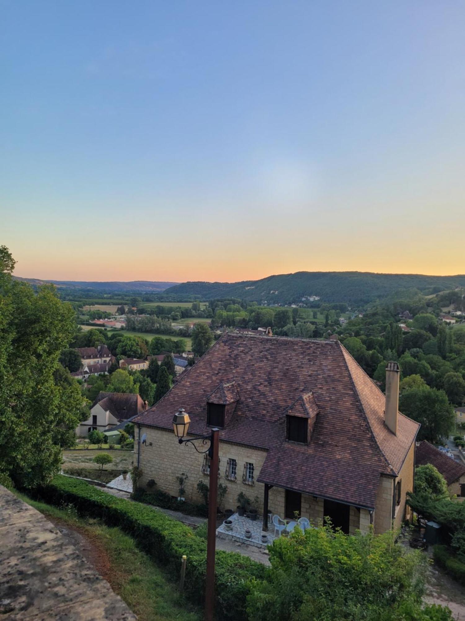 Le Baron Perche Villa แซงต์-ซีเพรียง ภายนอก รูปภาพ